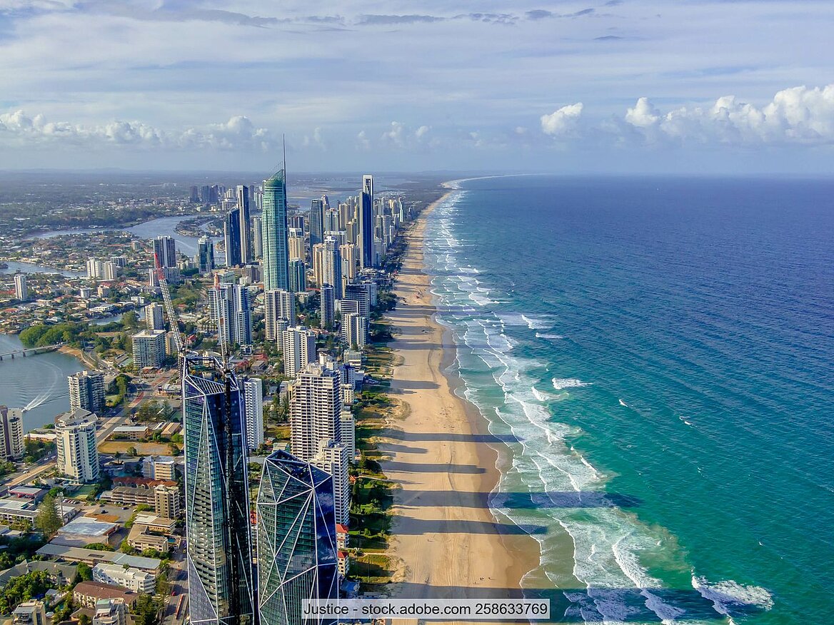 Areal photo of the beach in Gold Coast, Australia